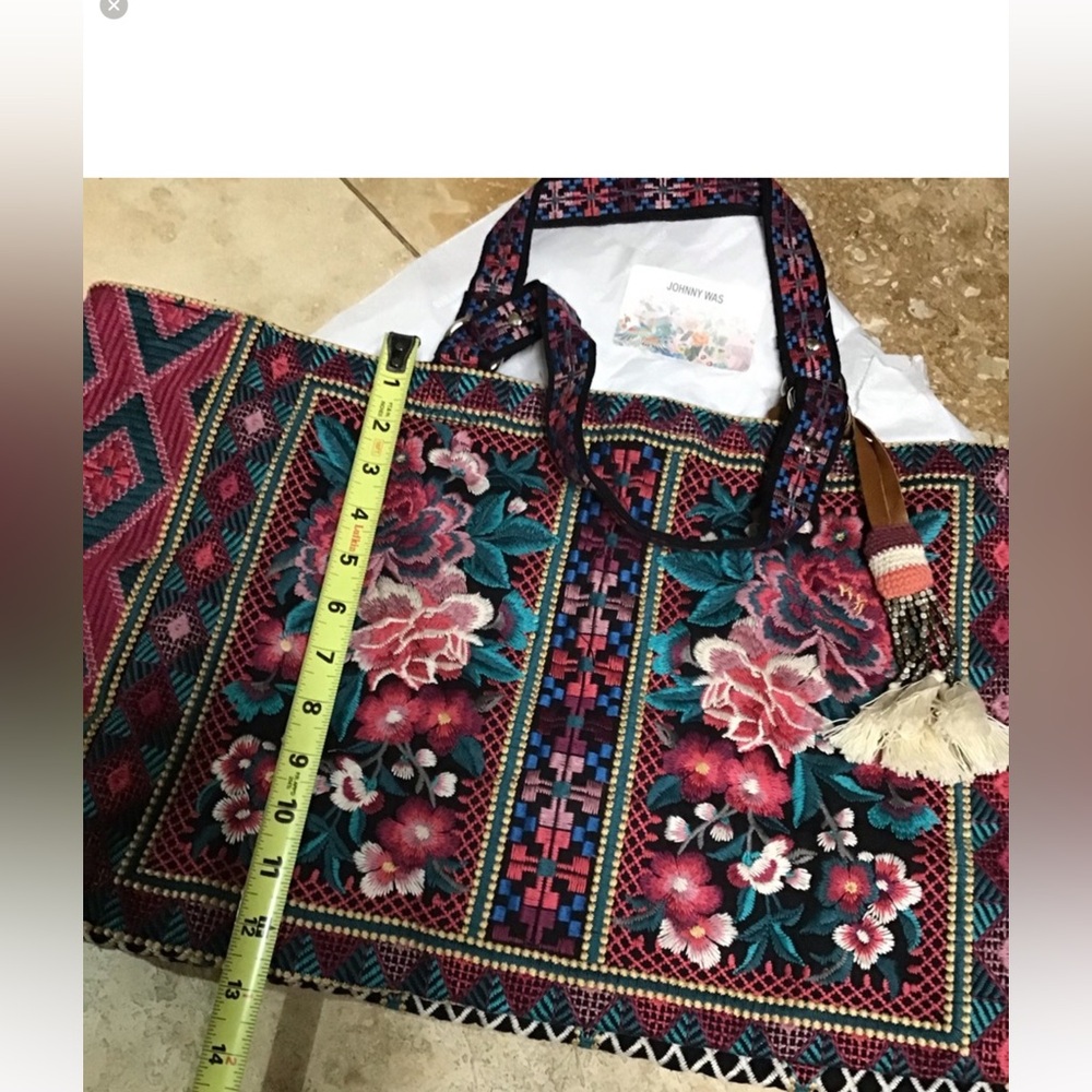 🌸Johnny Was Pink and Green Embroidered Tote - Picture 11 of 11